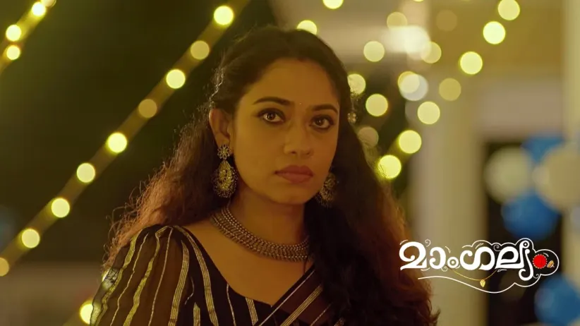 Sandip Makes His Stand Clear to Anagha