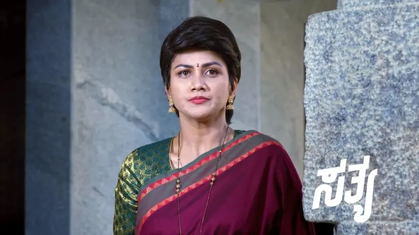 Sita Accepts Padma as a Part of Her Family