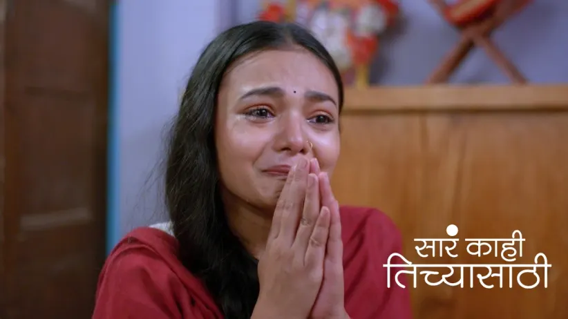 Uma Tries to Comfort Raghunath