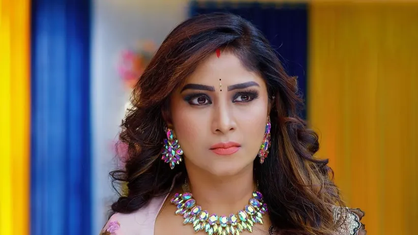 Seetha Tries to Help Her Friend