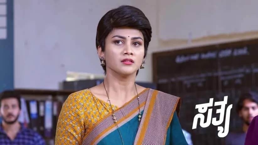 Sita and Ramchandra Visit the Police Station