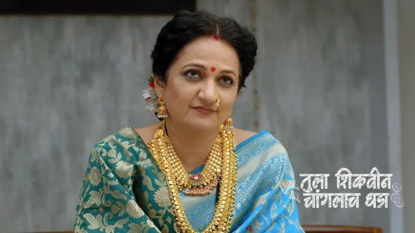 Akshara Tries to Learn about Adhipati's Admission