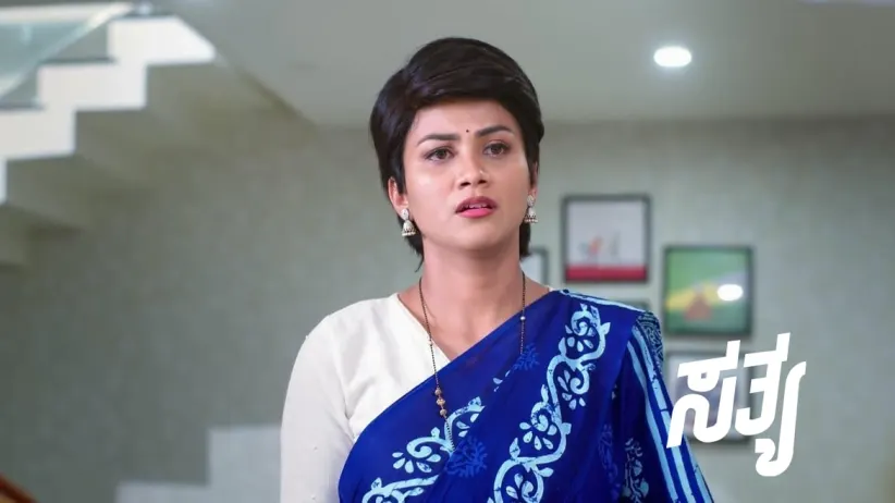 Akhila's Arrival Surprises Sathya