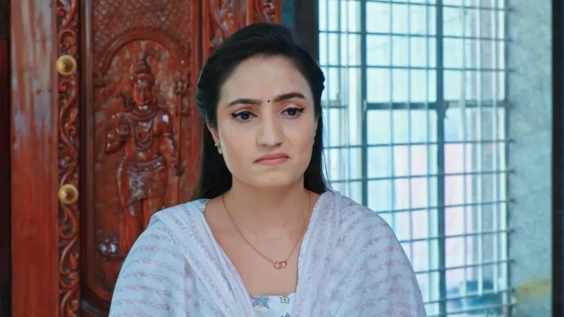 Ashok Tells Satya about Chandini-Sri Ram's Past