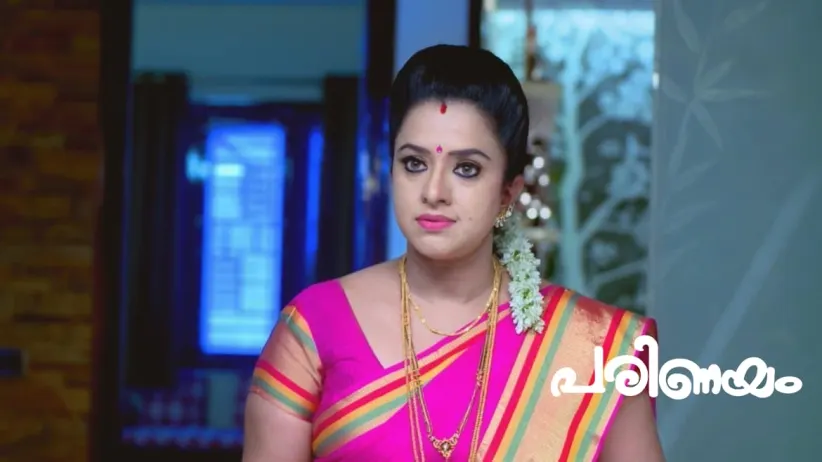 Vikranth Makes His Stand Clear to Suhasini
