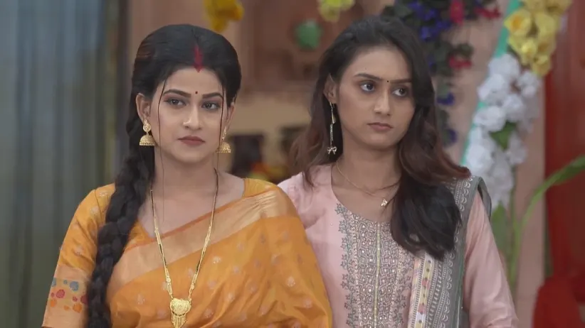 Manas's Father Questions Madhu