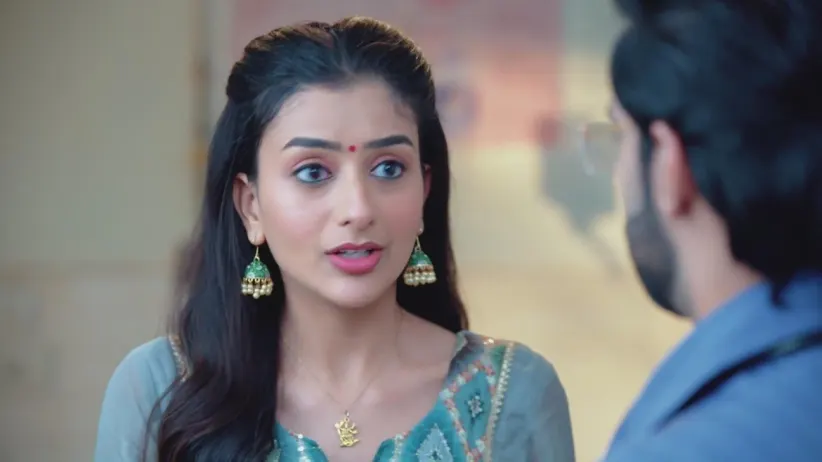 Shivika Impresses Ishan | Shivika