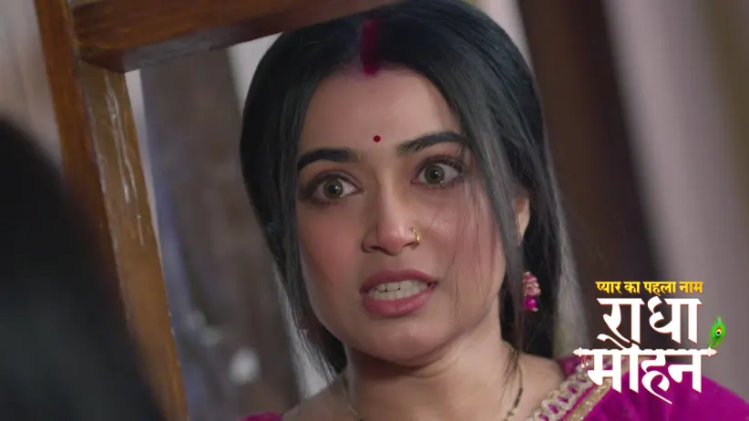 Mohan Decides to Send Radha to the Mental Asylum
