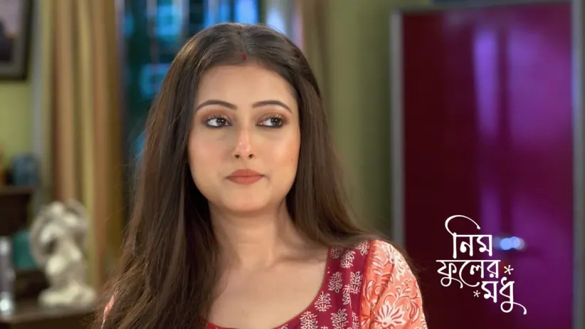 Krishna Welcomes a Pregnant Parna Home