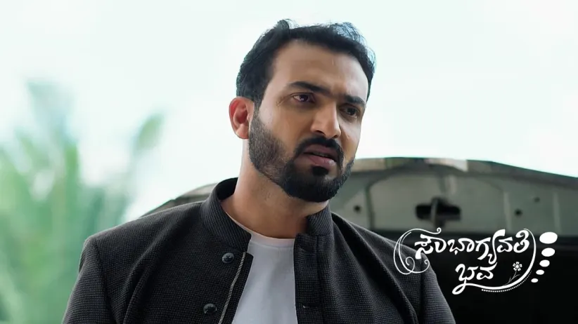 Bhagyalakshmi Once again Saves Mithra's Life