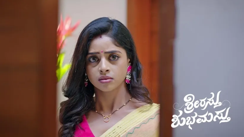 Tulasi Learns about Sandhya's Fake Pregnancy