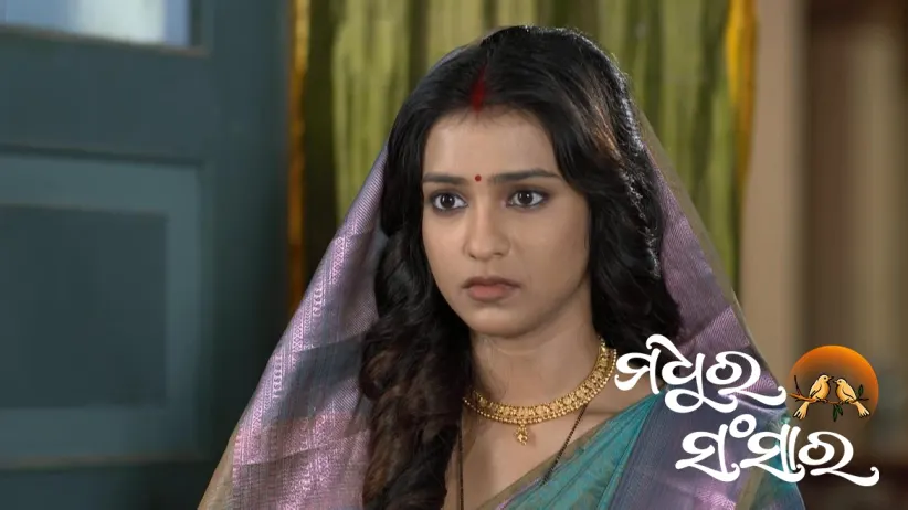 Madhu Overhears Sulekha's Conversation