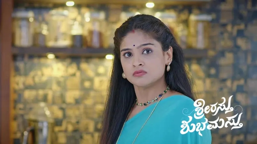 Deepika Threatens Poorni