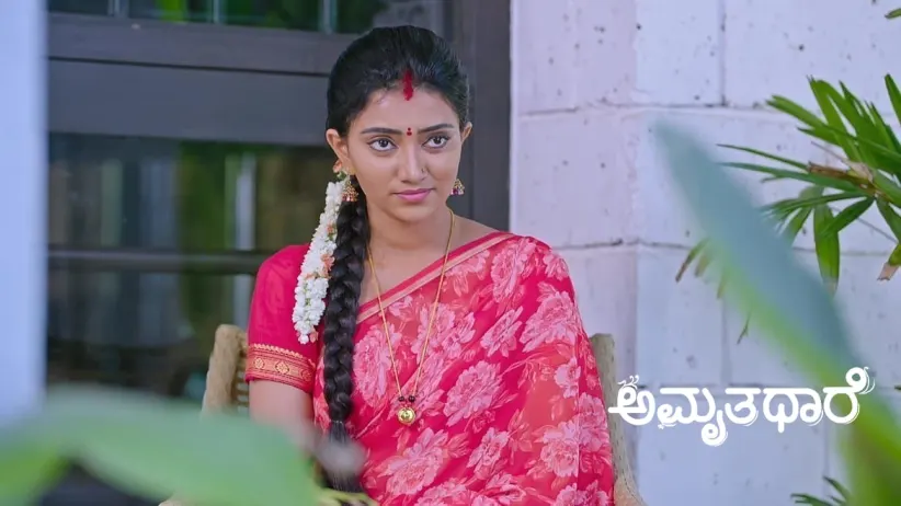Malli's Innocent Words Touch Bhoomika's Heart