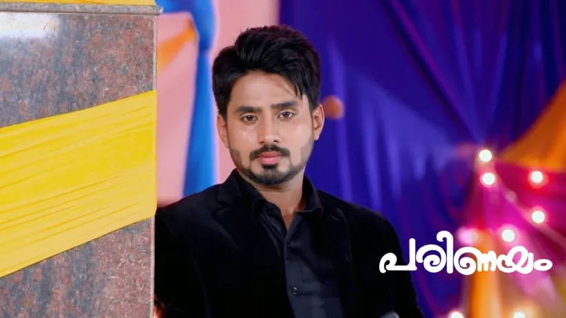 Vedanth Rescues Amulya from Fire