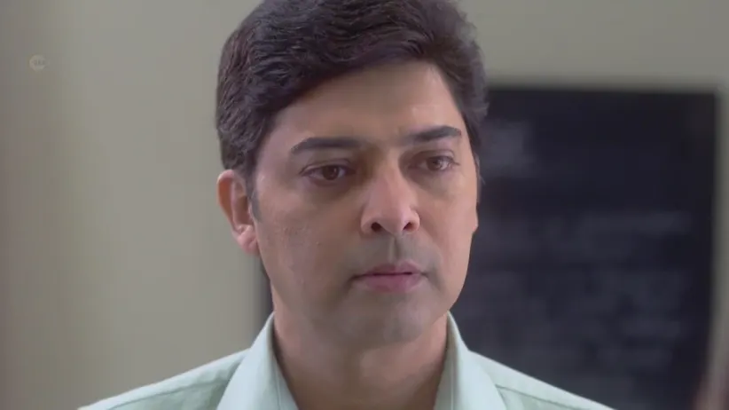 Jogomaya Attends Sanjay's Class