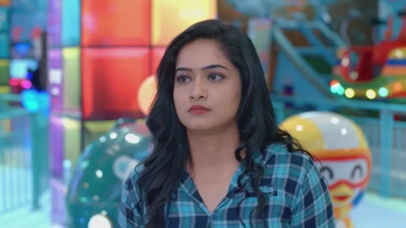 Nandhini Has a Word with Rajalakshmi