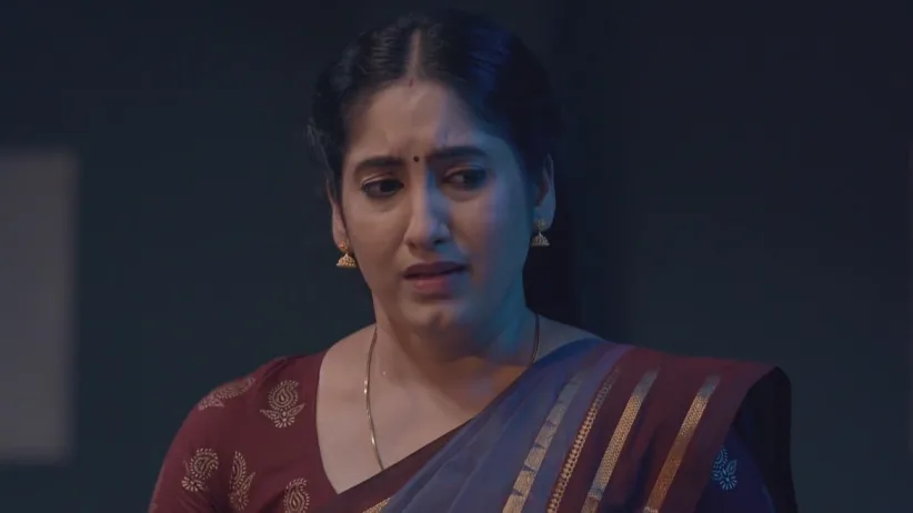 Nandhini Goes to See Meenakshi | Valsalyam