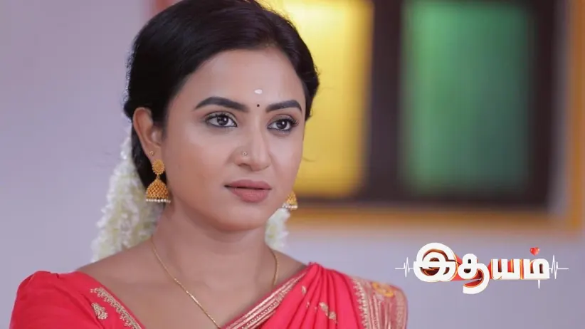 Dhurai Sneaks Into Lata's Marriage