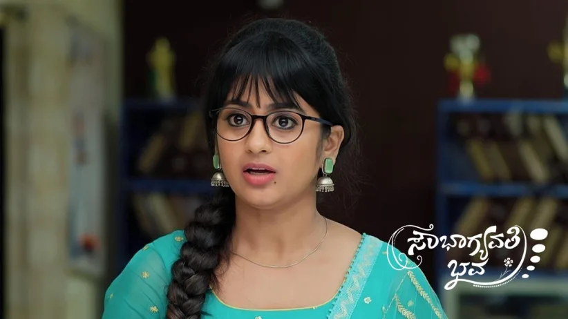 Bhagyalakshmi Earns Mithra's Praise