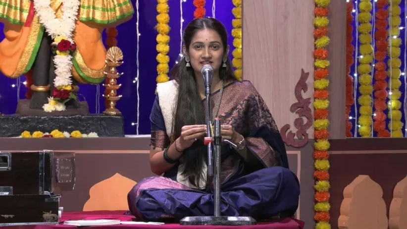 Melodious Rendition of a Song from Geet Ramayana