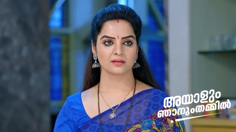 Karthika Refuses to Eat Home-cooked Food