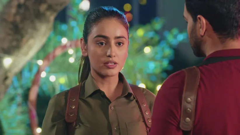 Sehajveer Asks Vikram to Delete Her Pictures