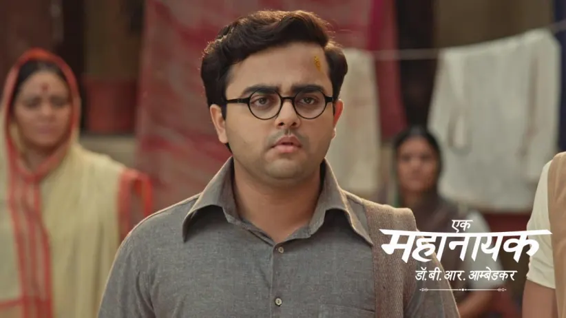 James Comes to the Chawl with Bhim's License
