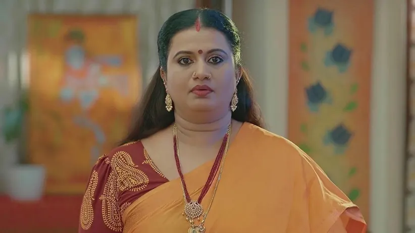 Ramanathan Hides the Truth from Savithri