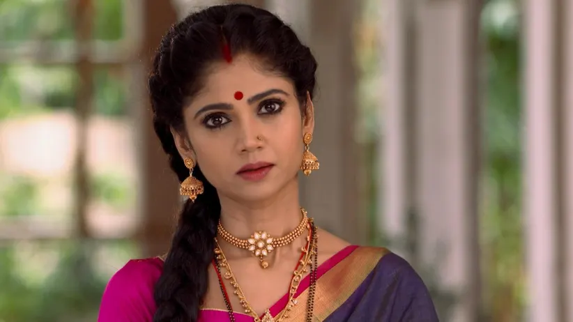 Ma Santoshi Meditates in 'Deblok'