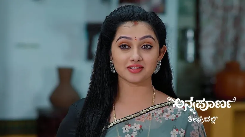 Vedavathi Refuses to Help Kavya