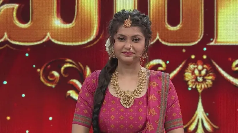 Riya Entertains the Judges