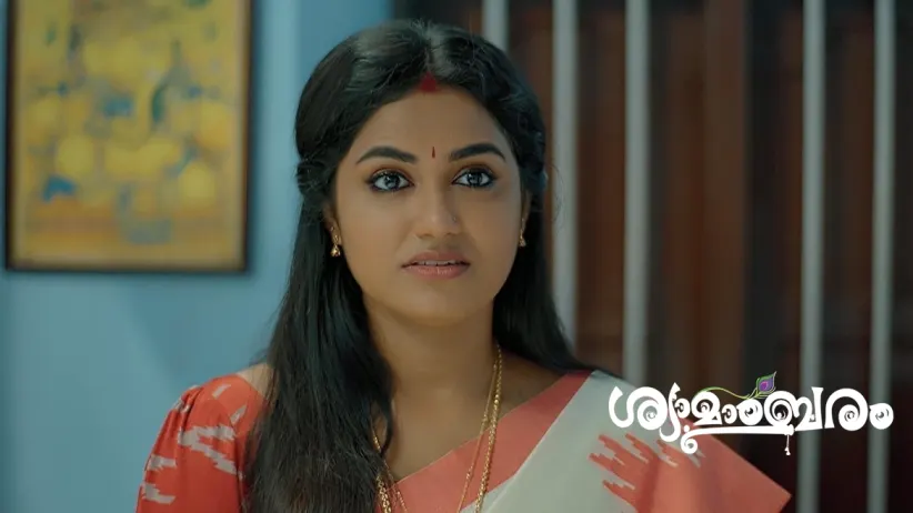 Sreekutty Goes to Shop for Ashwathy