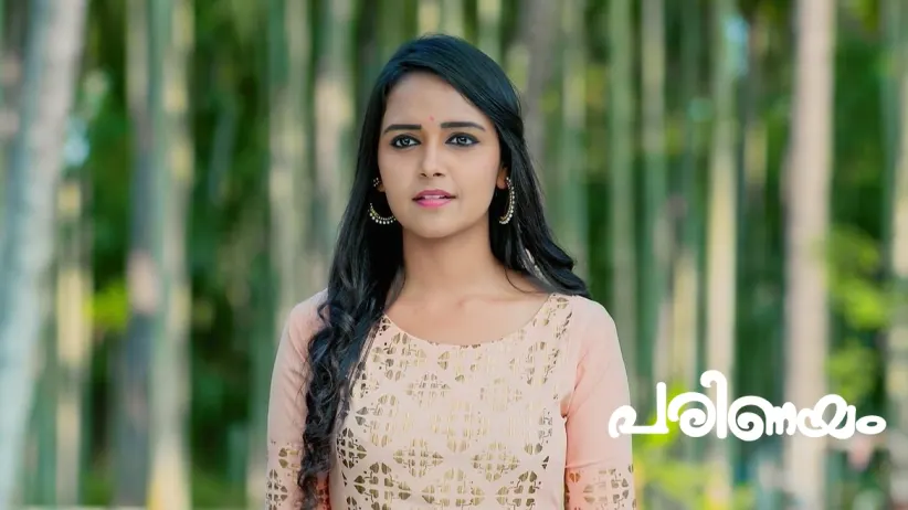 Amulya Dissuades Nishant