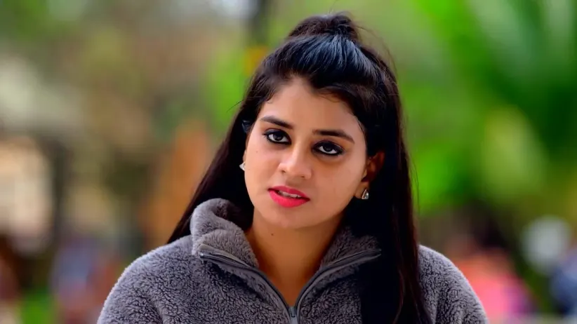 Siddharth Imitates Bommi