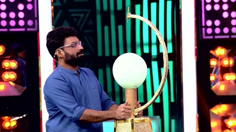A Competition Between the Dance Masters