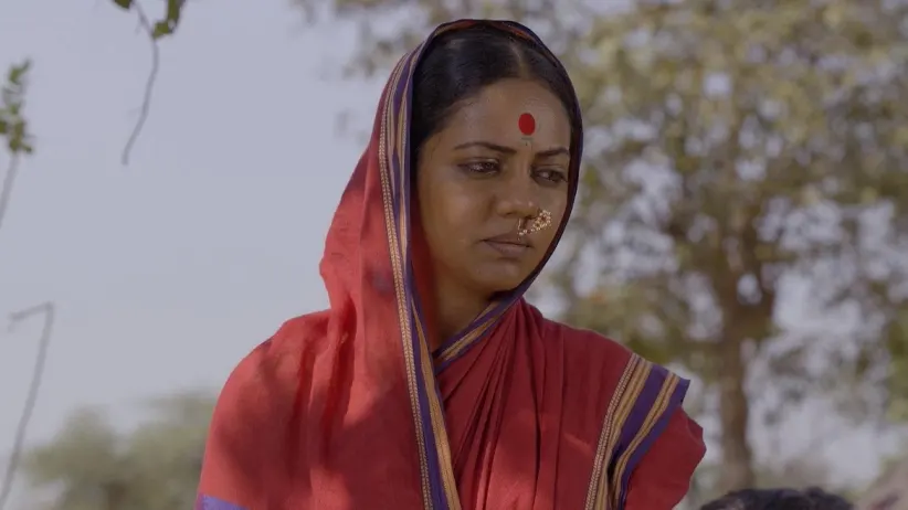 Dhansukh’s Son Gives Bhimrao His Coat