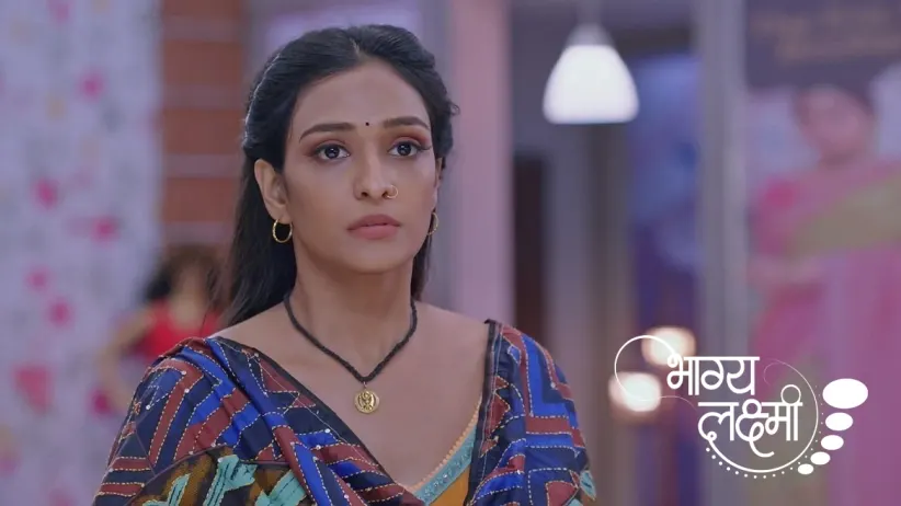 Rishi and Lakshmi Meet in the Mall Again