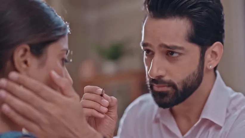 Aryaman Does Janvi's Makeup | Main Hoon Saath Tere