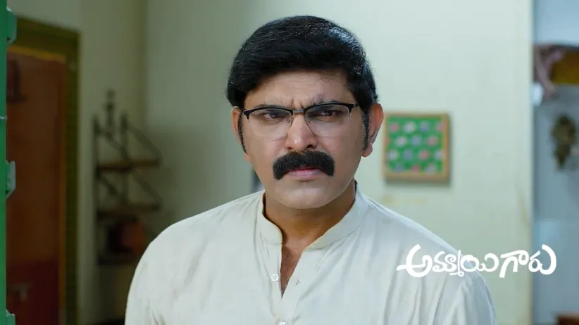 Deepak Complains to Prathap about Roopa