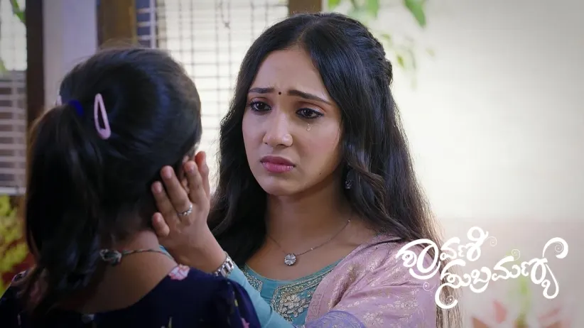 Shravani Chases Soudamini's Car