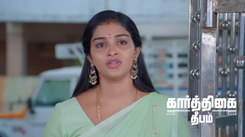 Deepa Helps Ramya Express Her Love