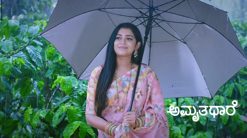 Bhoomika Mocks Shakuntala