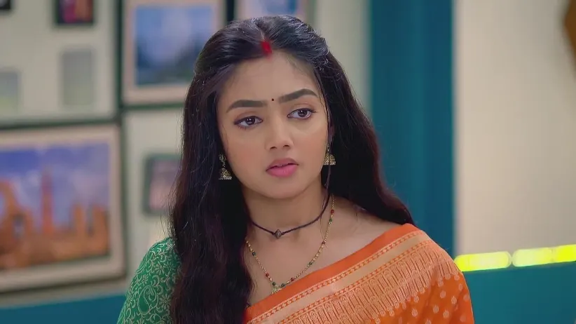 Jiya Controls Herself while Talking about Shalini I Phulki