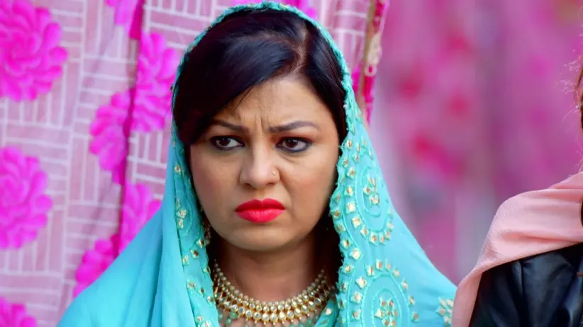 Navjot Affronts Sam Publicly
