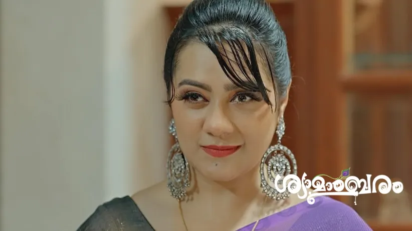 Aishwarya Seeks Radhika’s Help