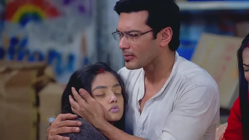 Rohit Visits Jamal's Secret Den