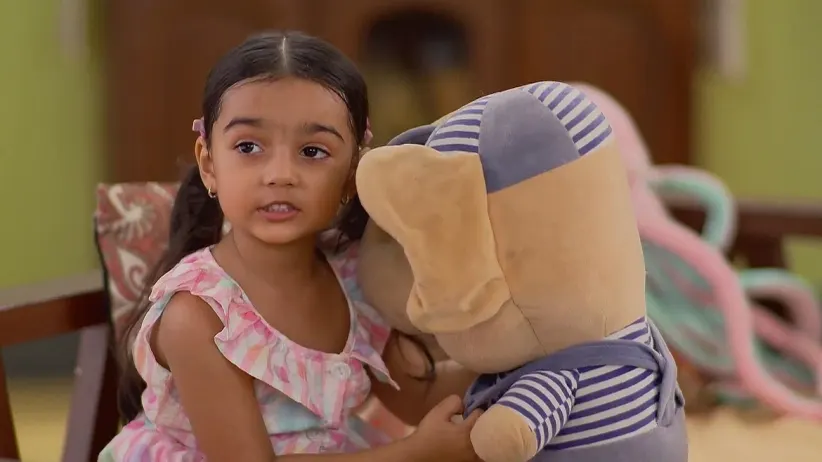 Mihi Looks after Madhubani