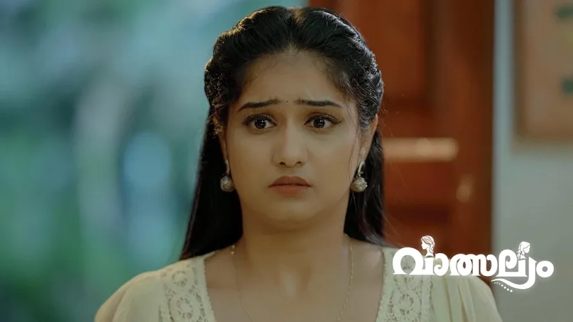 Meenakshi Shifts the Dowry Money