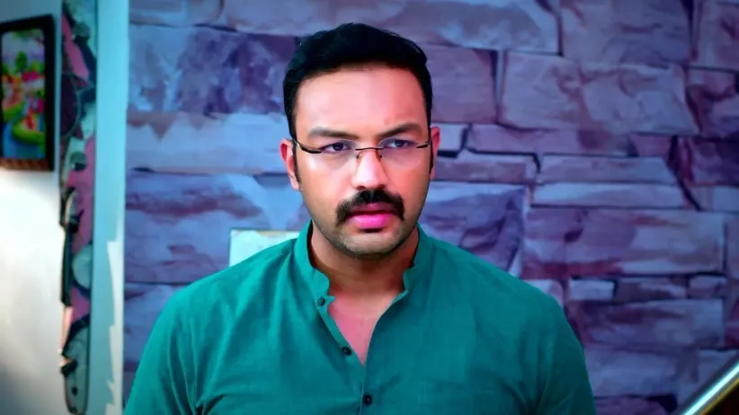 AJ Puts Forth a Condition Before Hasini